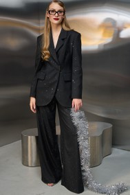 Модель 1751 черный Lokka