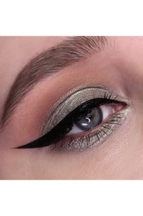 Тени для век жидкие сатиновые RELOUIS PRO Satin Liquid Eyeshadow тон:21 ,:Oliva Toscana